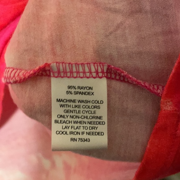 GUC like new women’s tank - Picture 3 of 4